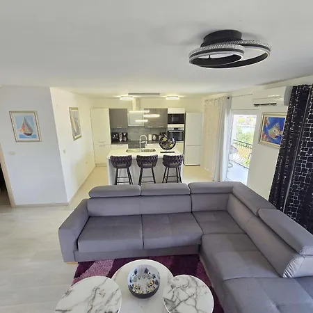 Apartman Lux Adriatica